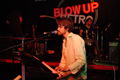 Guillemots live at the Blow Up Metro Club London